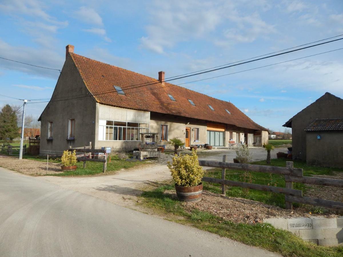 Gite Chez Marcel Et Bea La Chapelle-Saint-Sauveur  Ngoại thất bức ảnh